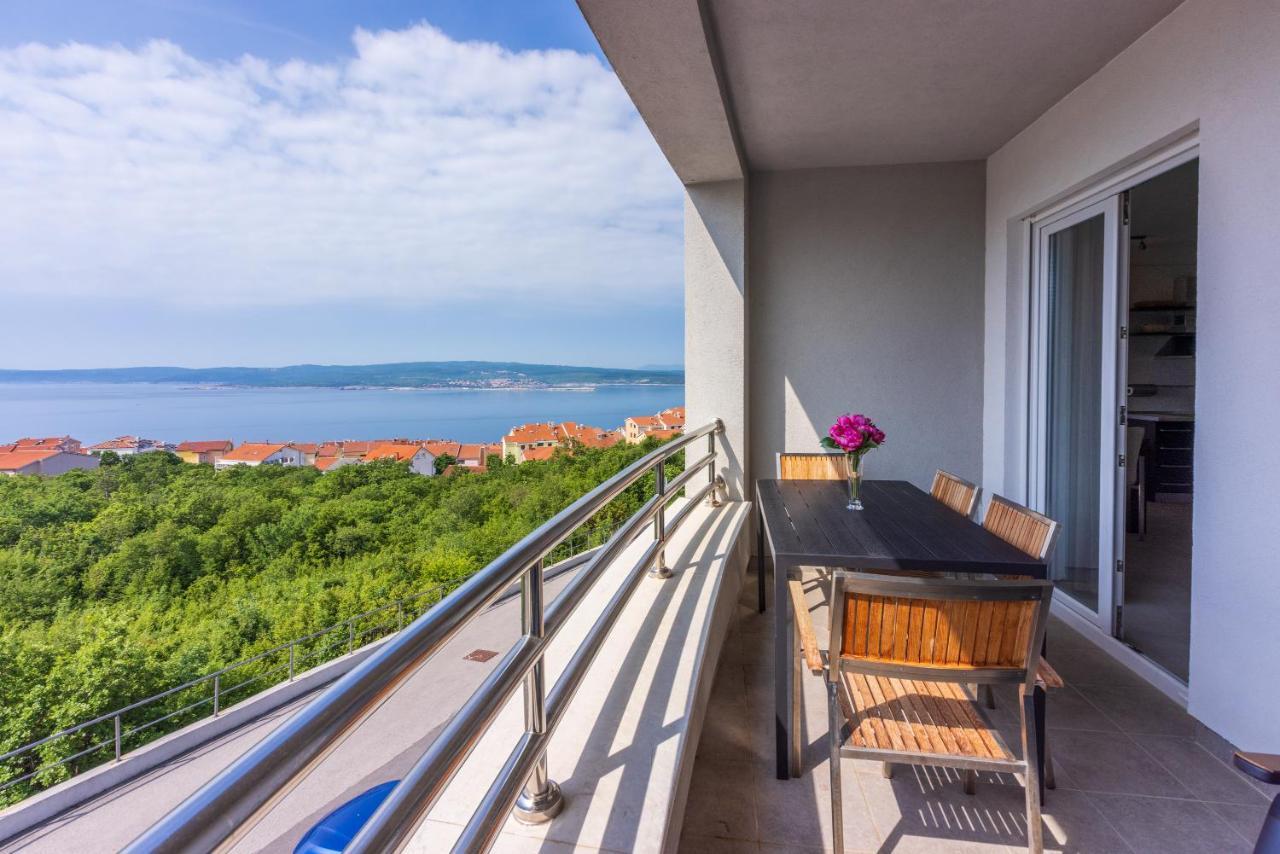 Apartments Andrea & Sander Crikvenica Esterno foto