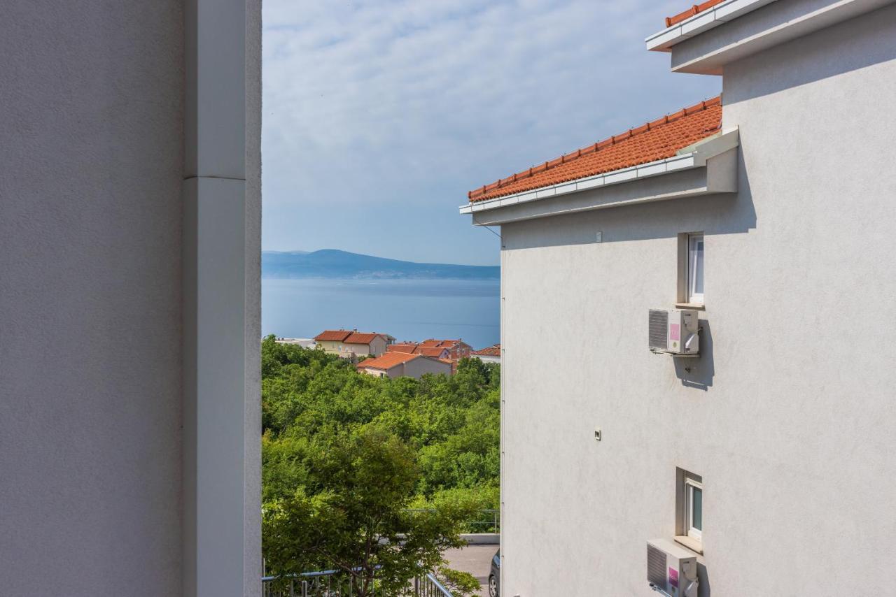 Apartments Andrea & Sander Crikvenica Esterno foto
